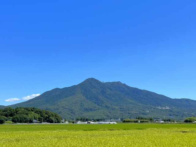 快晴の筑波山