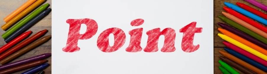 Pointの文字と色鉛筆が並ぶカラフルなデスクのイメージ