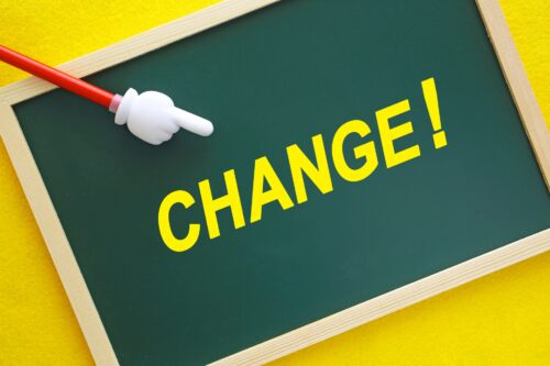 【2026年最新】改正建設業法が2025年12月に全面施行｜茨城県で施工管理・建築士の”働き方”はどう変わる？